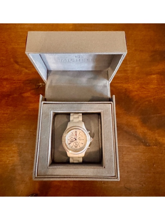 White Michere watch